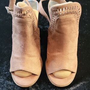 Carlos by Carlos Santana Sandal Women Size 7 Taupe 'Trinity' Open Toe Slingback